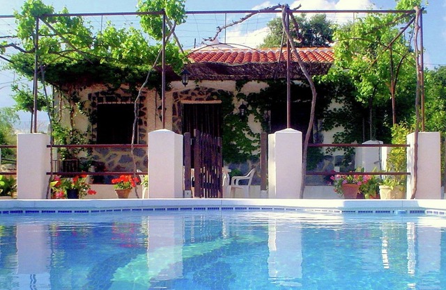 Charmant gîte de campagne à Loja avec piscine privée