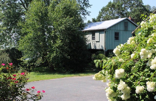 Charming Farm Cottage- Chevaux Bienvenue
