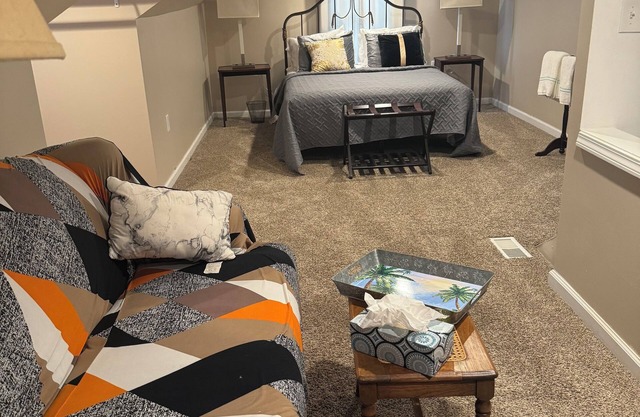 Charming cottage with 1 bdrm 1 bath for 30-day stay