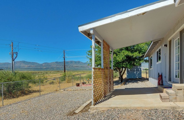 Charming Cottonwood Home Near Hiking & Wineries!