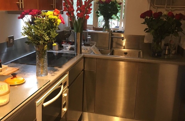 Charming & Cozy 1-Bedroom Flat in the Heart of London.