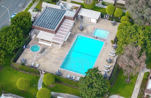 Charming Cozy Retreat 3bedroom and 2bath home in Tranquil Neighborhood Stanton