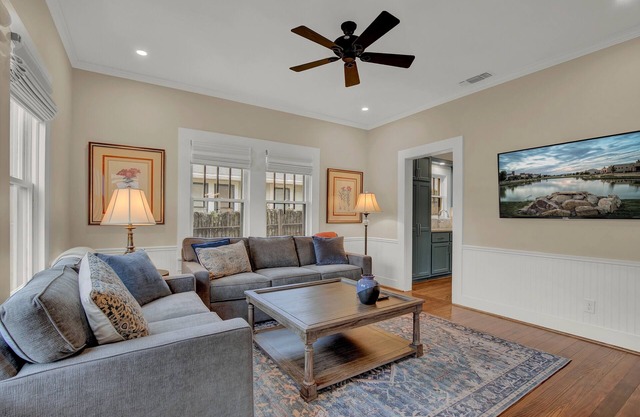 Charming Craftsman Home! - 2 BLKS from Main St!