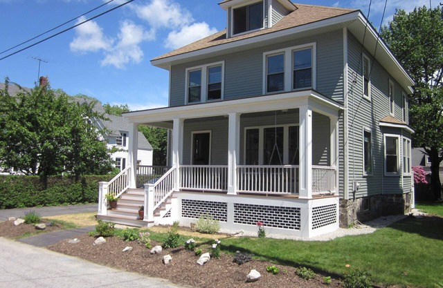 Maison d'artisan récemment rénovée à distance de marche de Willard Beach!