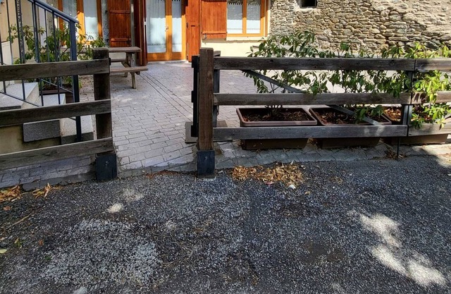 Quaint village, mountains & great outdoor activity