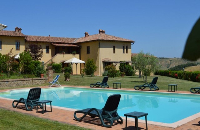 Charmant appartement avec piscine en pleine nature