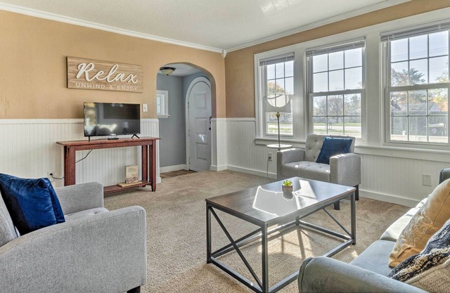 Charming Fort Wayne Escape w/ Deck & Fire Pit