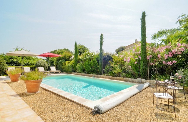 Belle Villa à St Rémy de Provence, wi-fi gratuit et climatisation.