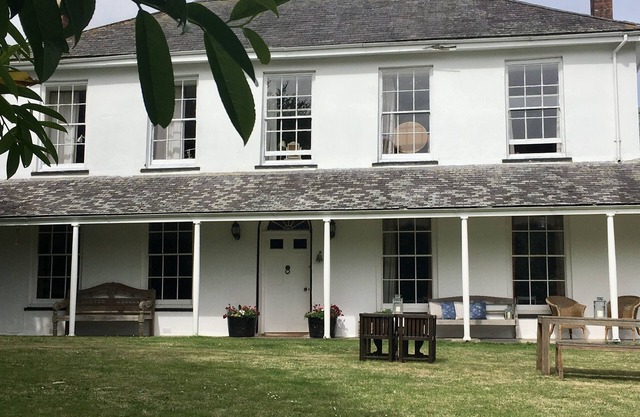 Charmant manoir géorgien, jardin privé, cadre rural près de Kingsbridge