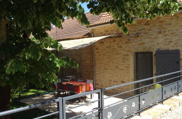 GITE DE CHARME A LA FERME ( Climatisé, Piscine)