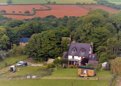 Charming Guest House in Cornish Countryside