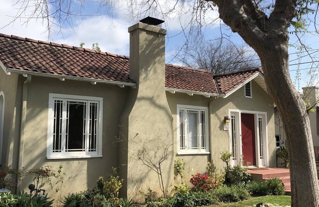 Charming Historic Highlands Short Term Rental Home in Pasadena Is Available!!