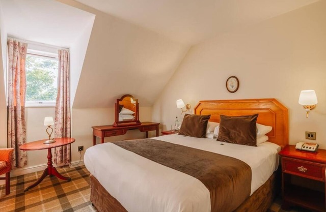Charming Historic Ipswich Stay | Includes Spa Treatments, Sauna & Pool