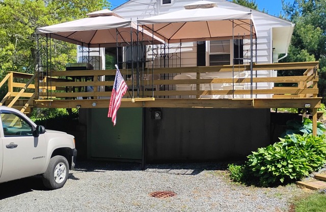 Charmante maison avec belle vue sur l'eau dans un quartier calme