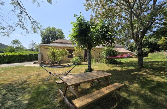 Charming house in Périgord for 2 with private terrace