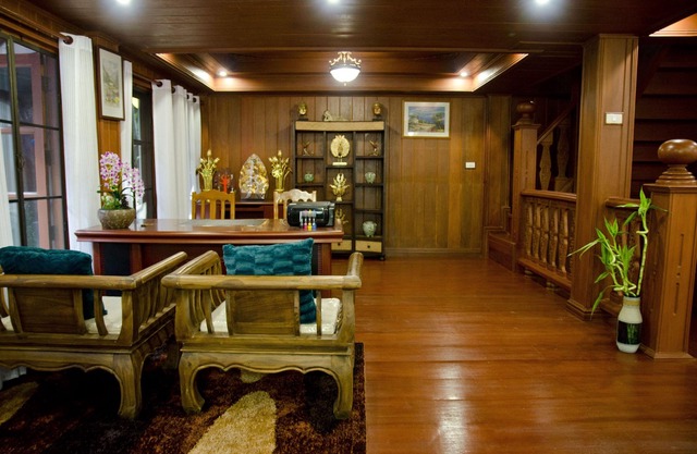 Maison de charme dans une villa - Chiangmai Homestay