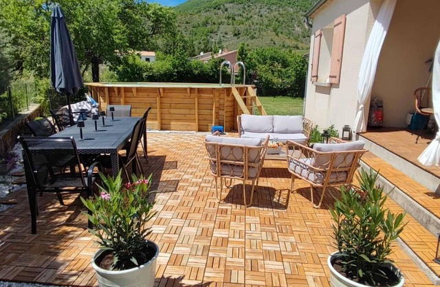 🏡 Maison de charme en Haute-Provence – Piscine & Nature 🌞❄️👶