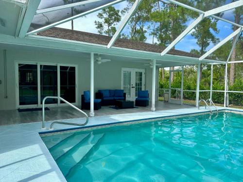 Charming house in peaceful Naples surrounded by nature and close to the beach