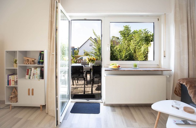 ★ Charming house w/ Netflix/balcony/patio/garden ★