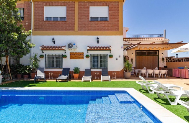Charmante maison avec piscine, terrasse et WiFi