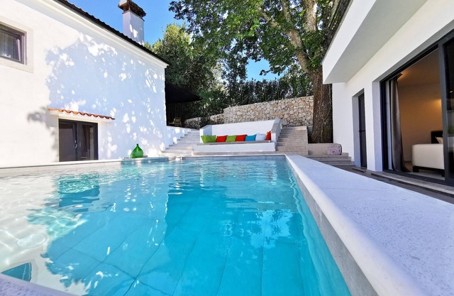 Villa design excitante dans un endroit calme