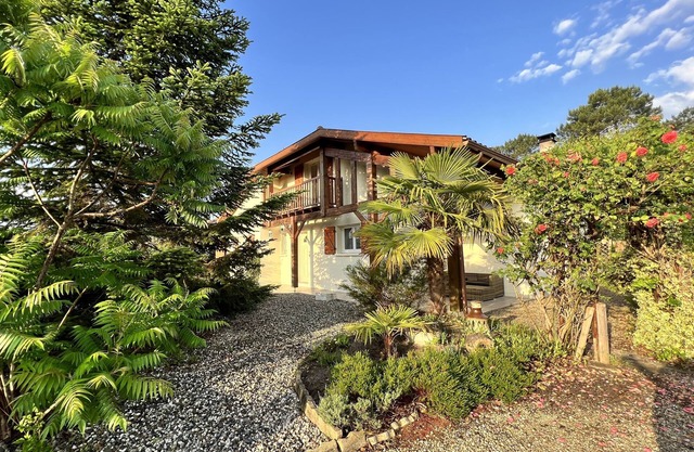 Charmante maison Landaise, tranquillité assurée en lisière de forêt.