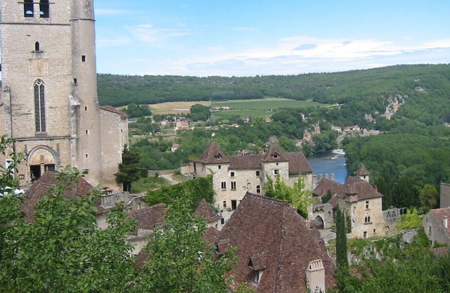 Charmante petite maison au coeur d'un village médiéval
