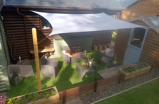 Charming Lodge,cosy, Comfortable,ideal Location