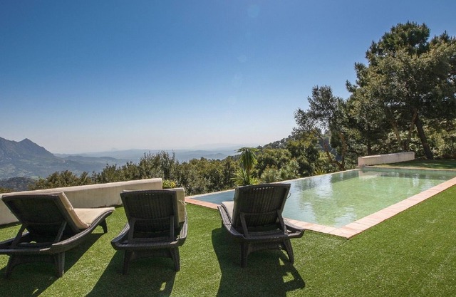 Charmante villa de luxe avec une vue imprenable