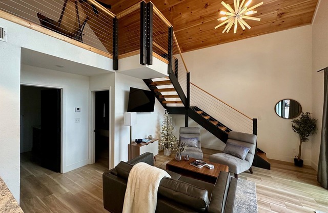 Contemporary Modern Cottage Mountain Views - 2