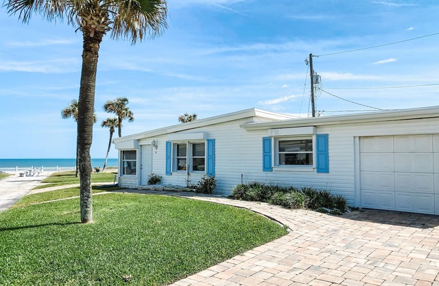 Charming Oceanfront Beach Cottage - Excellent rapport qualité / prix