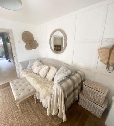 Charming One Bed Cottage in Historic Market Town