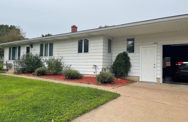 Charming 2-bedroom house in Cadott