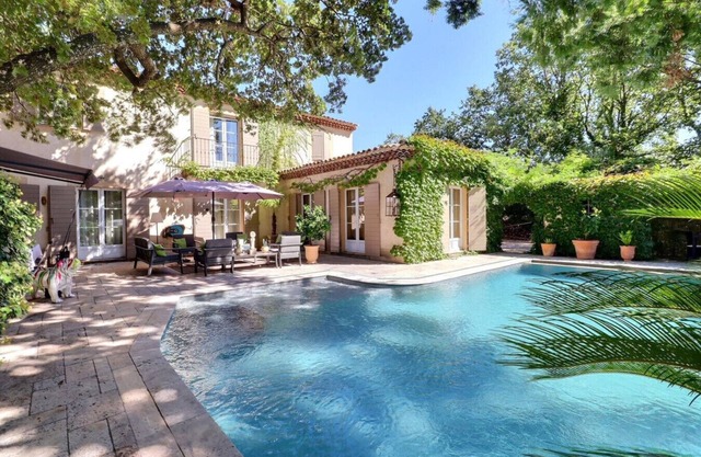 Charming Provence Retreat: Pool & Spa