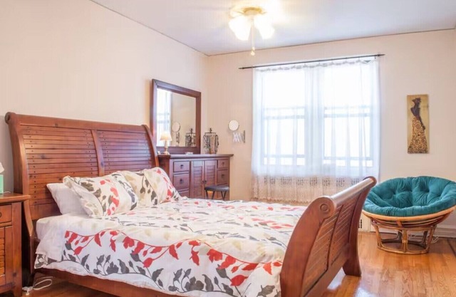 Charming Quiet Sunny 1br Ditmas Park Close to Train