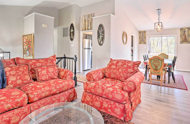 Charming Richmond Home < 5 Mi to Downtown!