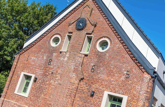 Charming serviced apartments in the old school in Tating - just a few minutes from
