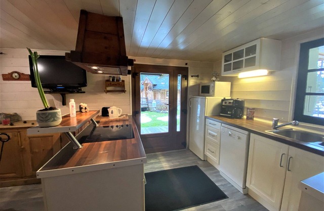 Appartement 2 pièces, 5 min du téléphérique Avoriaz, navette gratuite, parking, jardin, services inclus
