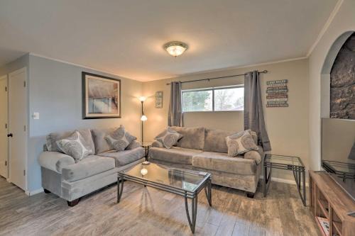 Charming Split-Level Home by Antelope Canyon Tour!