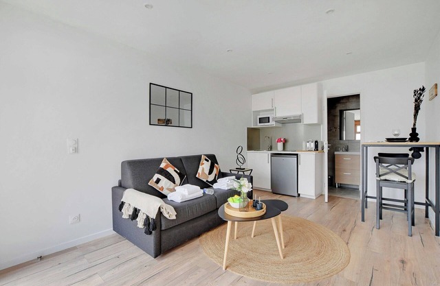 Charmant Studio 2P- Proche Paris