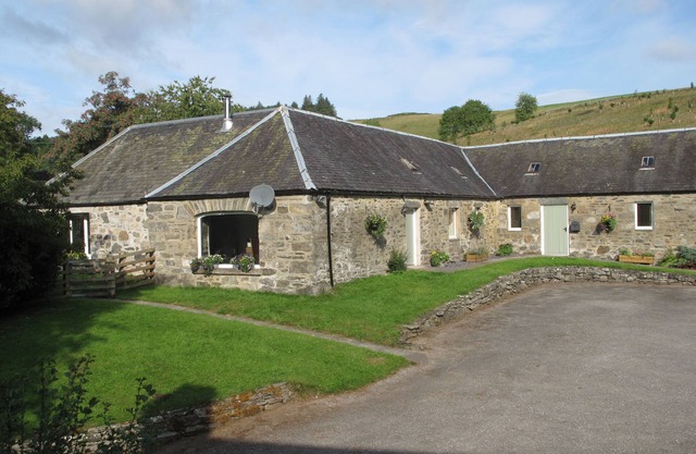 Conversion de Steading de charme dans l'Ecosse rurale. Gîte, 6 personnes.