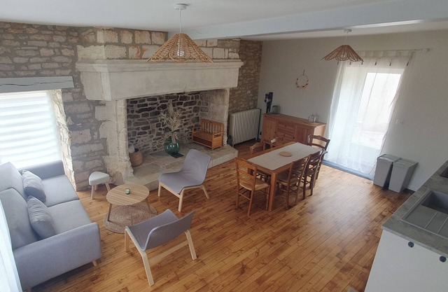 Charmante maison en pierre en Périgord "Le Cantou"