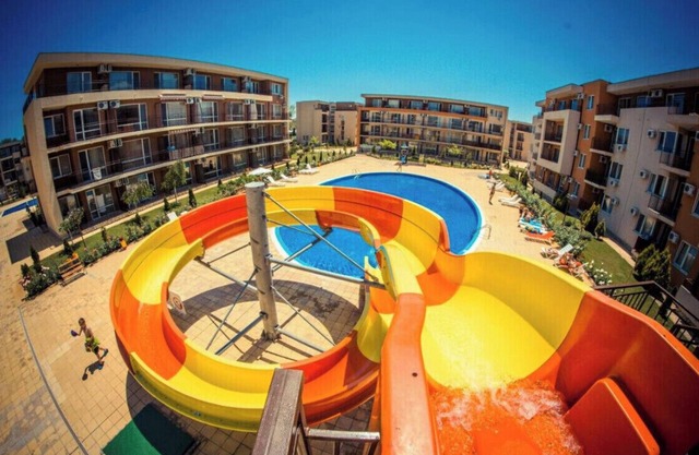 Charmant studio dans une résidence avec piscine