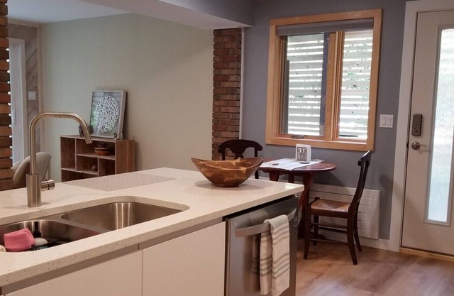 Charming, stunning beautiful Apartment https://players.cupix.com/p/1b0E82F5!