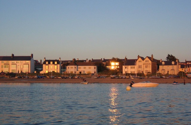 Cottage de Charme victorien près de la plage avec vue sur mer