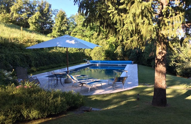 Villa de Charme, Piscine - 14m x 7m x 2. 1m, grands jardins, une vue superbe, la vie privée +.