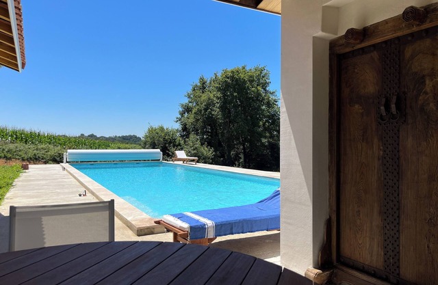 Charming villa with large pool