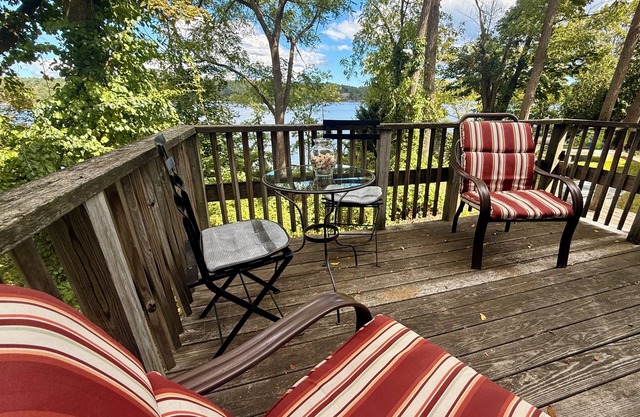 Charmant chalet au bord de l'eau sur la rivière Kennebec