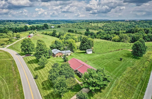 Charming Williamstown Retreat w/ Private Yard