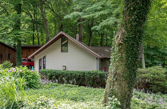 Stanton Trails: 3 BR Cottage près du lac Michigan (6 personnes)